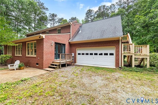2615 Salisbury Rd, Chesterfield, VA 23113