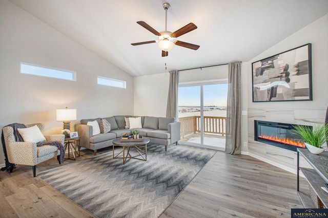 5405 N 182 Street, Elkhorn, NE 68022