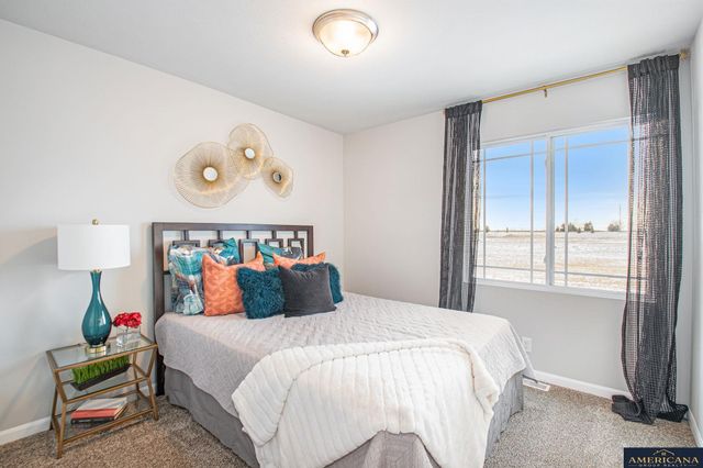 5405 N 182 Street, Elkhorn, NE 68022