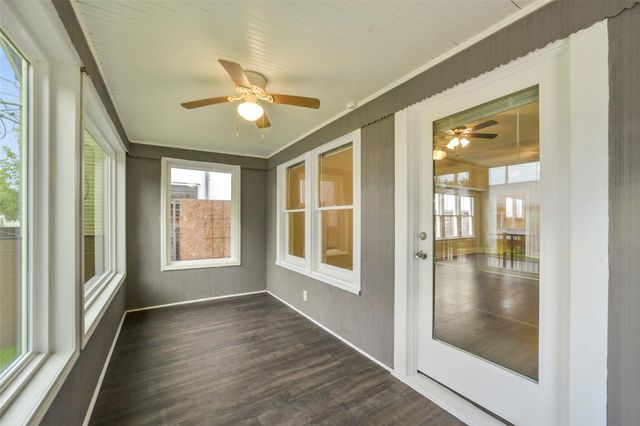 1120 Willard Street, Houston, TX 77006