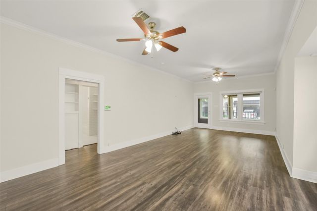 1120 Willard Street, Houston, TX 77006