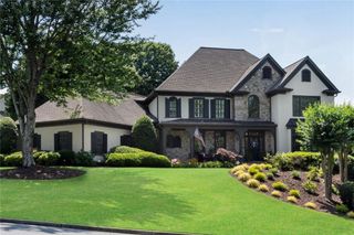 5995 Ettington Drive, Suwanee, GA 30024