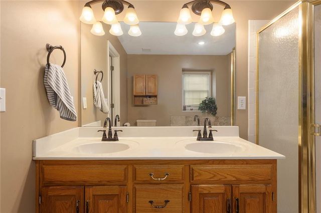 605 W Kirkpatrick Street, Odessa, MO 64076