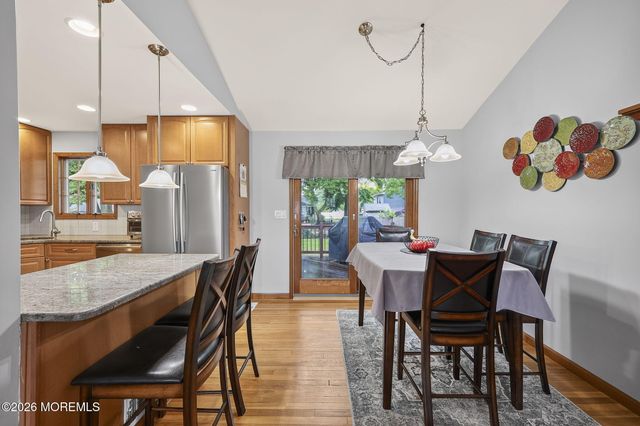 6 Mercury Street, Middletown, NJ 07748