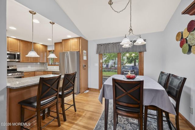 6 Mercury Street, Middletown, NJ 07748