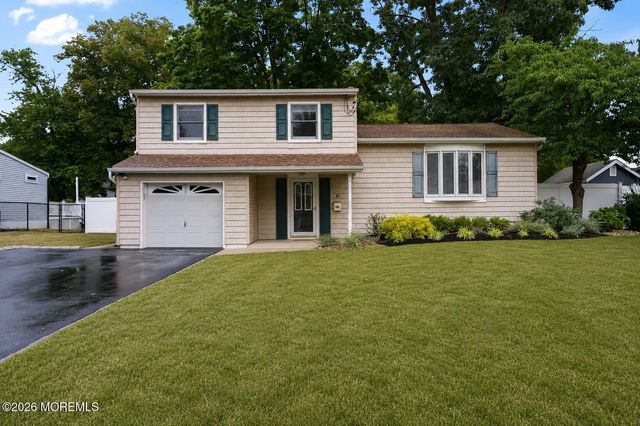 6 Mercury Street, Middletown, NJ 07748