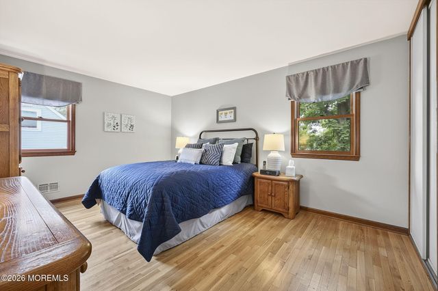 6 Mercury Street, Middletown, NJ 07748