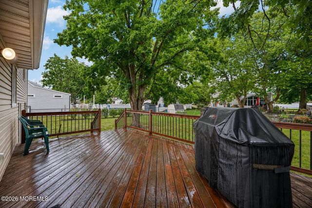 6 Mercury Street, Middletown, NJ 07748