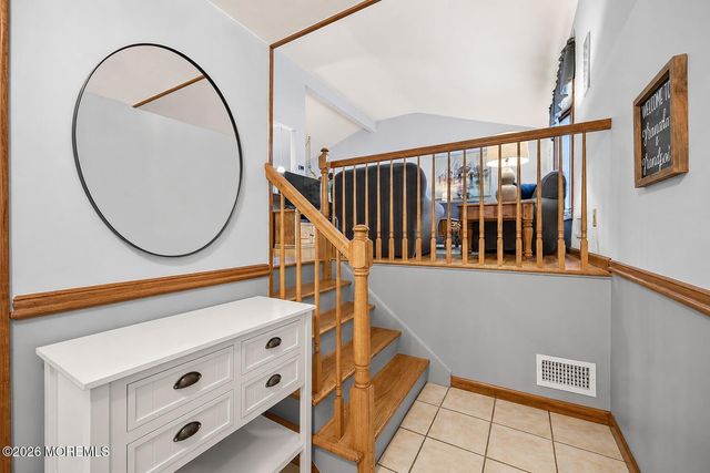 6 Mercury Street, Middletown, NJ 07748