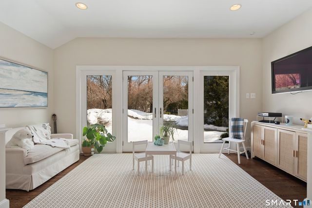 9 Point O Woods Road South, Darien, CT 06820