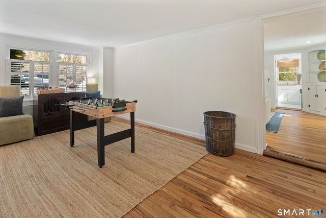 9 Point O Woods Road South, Darien, CT 06820