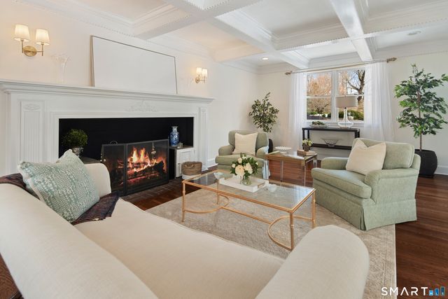 9 Point O Woods Road South, Darien, CT 06820