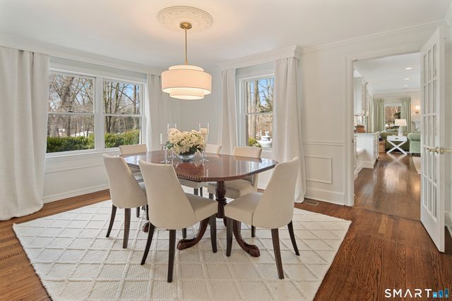 9 Point O Woods Road South, Darien, CT 06820