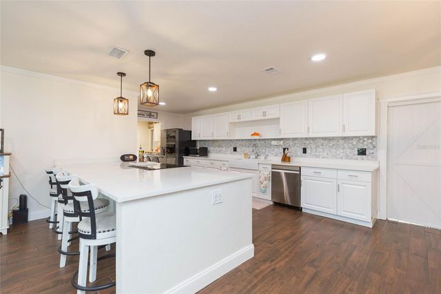 7251 OLD PASCO ROAD, Wesley Chapel, FL 33544