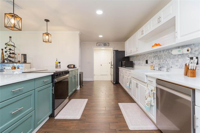 7251 OLD PASCO ROAD, Wesley Chapel, FL 33544