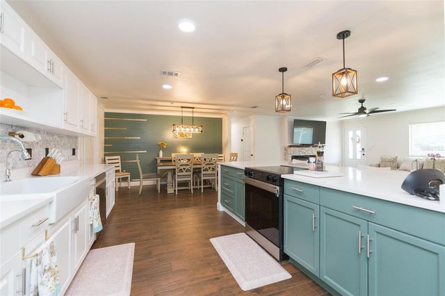 7251 OLD PASCO ROAD, Wesley Chapel, FL 33544