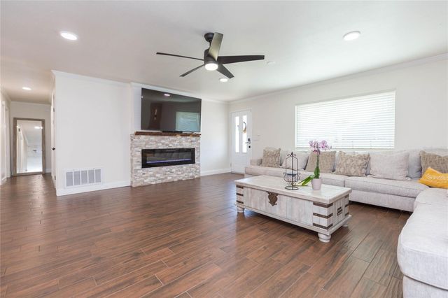 7251 OLD PASCO ROAD, Wesley Chapel, FL 33544