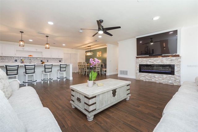 7251 OLD PASCO ROAD, Wesley Chapel, FL 33544