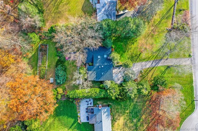 57 Virginia Lane, Thornwood, NY 10594