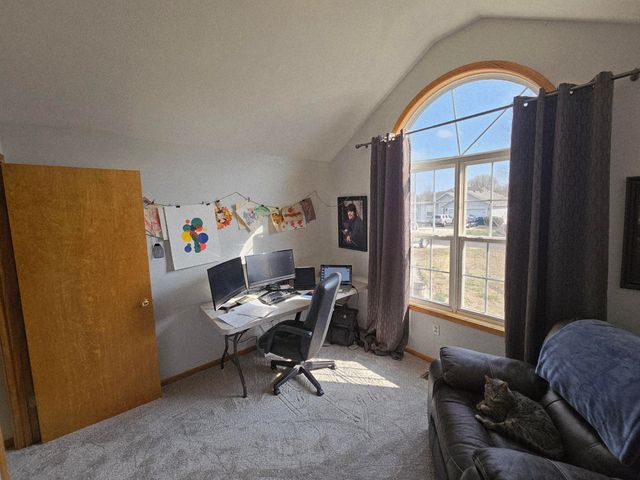 102 Kingsley Drive, Monett, MO 65708