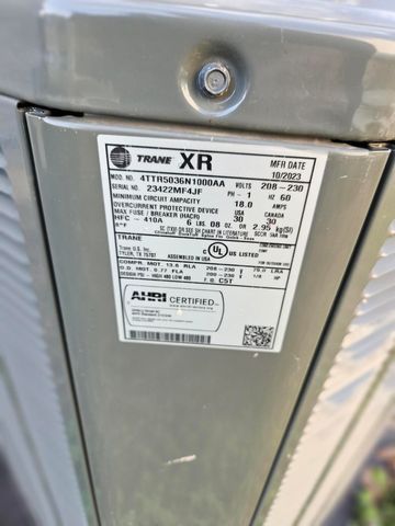 102 Kingsley Drive, Monett, MO 65708