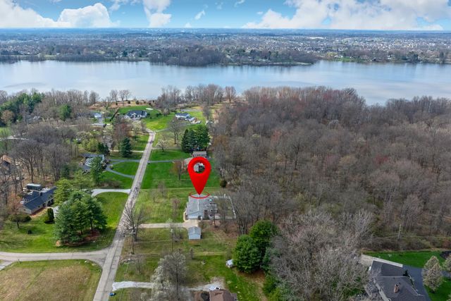 9119 Robinhood Circle, Westerville, OH 43082