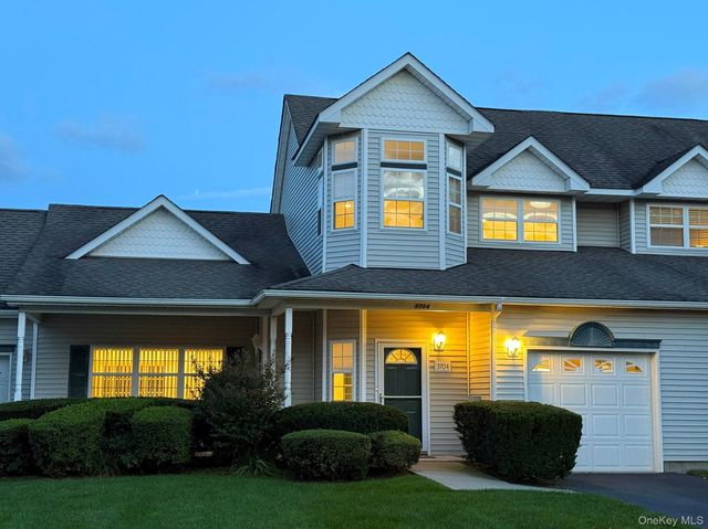3704 Amen Corner, Riverhead, NY 11901
