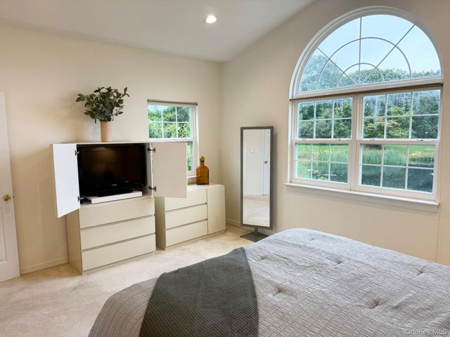 3704 Amen Corner, Riverhead, NY 11901