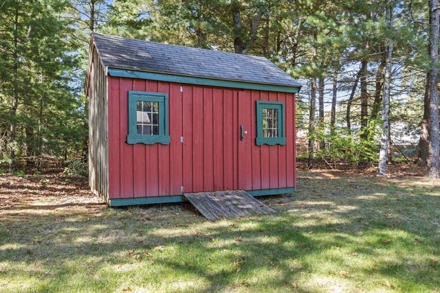 7 Sansome St, Plymouth, MA 02360