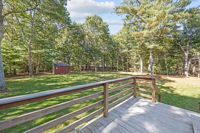 7 Sansome St, Plymouth, MA 02360