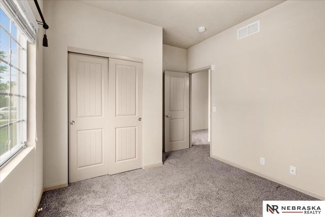 16454 Virginia Street, Omaha, NE 68136