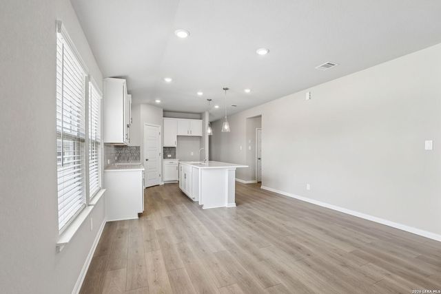 5566 Ennis Trace, San Antonio, TX 78253