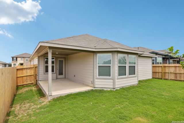 5566 Ennis Trace, San Antonio, TX 78253