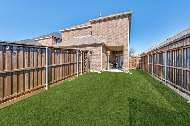 2281 Miramar Drive, Little Elm, TX 75068