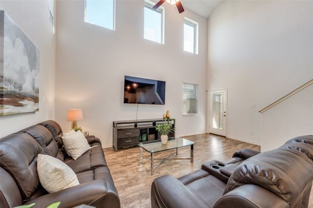 2281 Miramar Drive, Little Elm, TX 75068