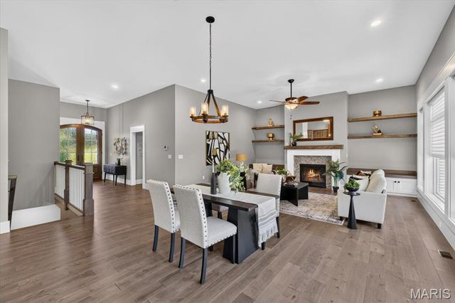 6313 E Park Row, Maryville, IL 62062
