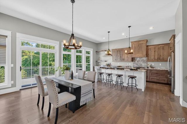 6313 E Park Row, Maryville, IL 62062