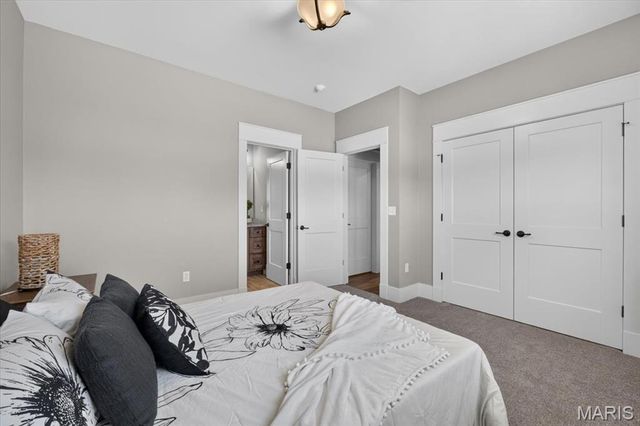 6313 E Park Row, Maryville, IL 62062