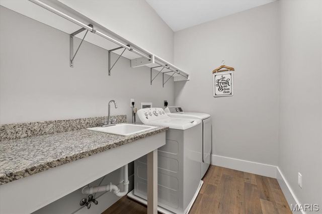 6313 E Park Row, Maryville, IL 62062