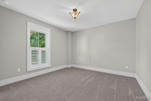 6313 E Park Row, Maryville, IL 62062