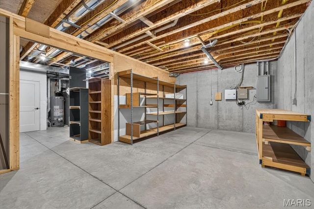 6313 E Park Row, Maryville, IL 62062