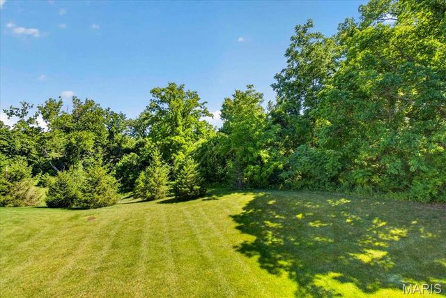 6313 E Park Row, Maryville, IL 62062