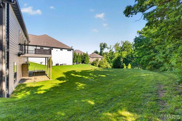 6313 E Park Row, Maryville, IL 62062