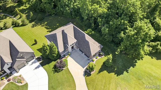 6313 E Park Row, Maryville, IL 62062