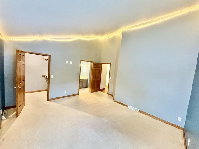 1137 Bayberry Drive, Watertown, WI 53098