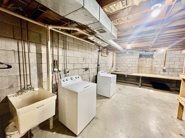 1137 Bayberry Drive, Watertown, WI 53098