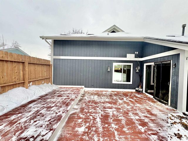 1137 Bayberry Drive, Watertown, WI 53098