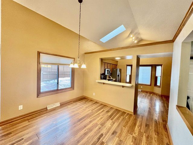 1137 Bayberry Drive, Watertown, WI 53098