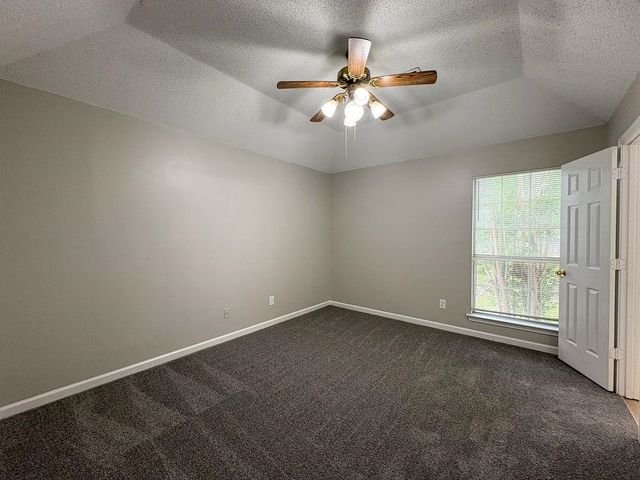 2631 LAURELCREST DR, Memphis, TN 38133