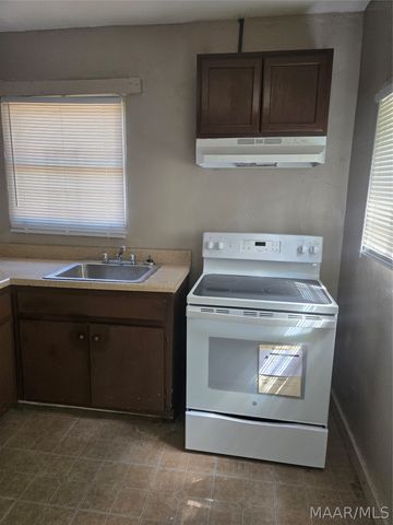 643 CLINTON Street DUPLEX, Montgomery, AL 36108